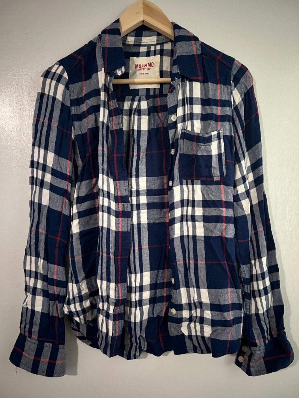 Mossimo Supply Co. Blue, White & Red Plaid Button-Down Shirt